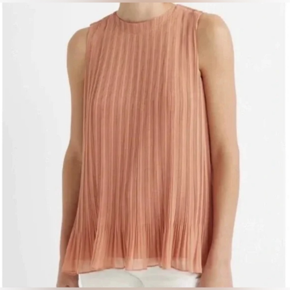 NWT Club Monaco Pleated Swing Top
